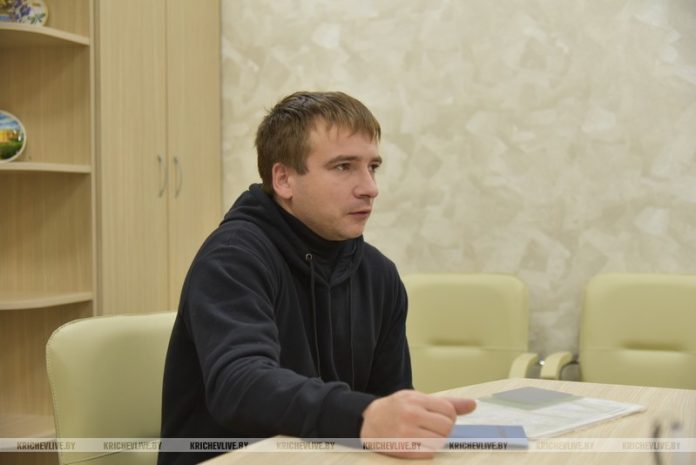 Кричевлян обратился к председателю с вопросом получения жилья: ответ его удивил Кричевлян обратился к председателю с вопросом получения жилья: ответ его удивил