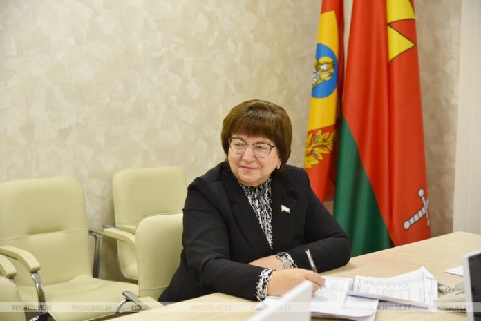 Ирина Прудникова: Беларусь должна сохранить суверенитет и продолжать путь социального государства