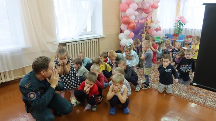 Веселое и познавательное обучение пожарной безопасности провели для кричевских дошколят