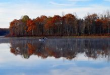 Спасатели напоминают кричевских рыбакам о правилах безопасности на воде Спасатели напоминают кричевских рыбакам о правилах безопасности на воде