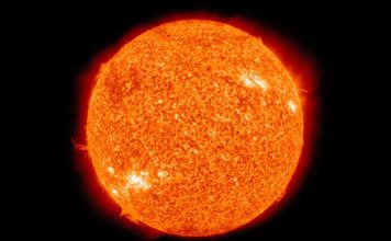 На Солнце зафиксирована мощная вспышка уровня Х На Солнце зафиксирована мощная вспышка уровня Х