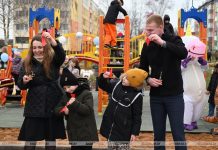 Обновленную детскую площадку открыли в Кричеве Обновленную детскую площадку открыли в Кричеве
