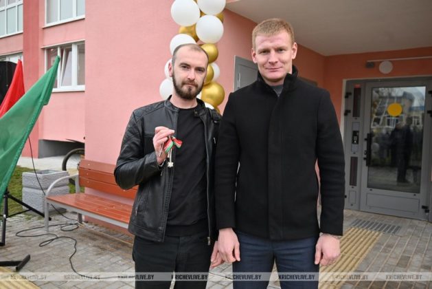 Четверо кричевлян получили ключи от новых квартир