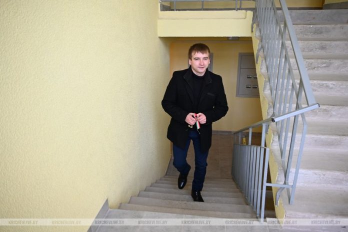 Четверо кричевлян получили ключи от новых квартир Четверо кричевлян получили ключи от новых квартир