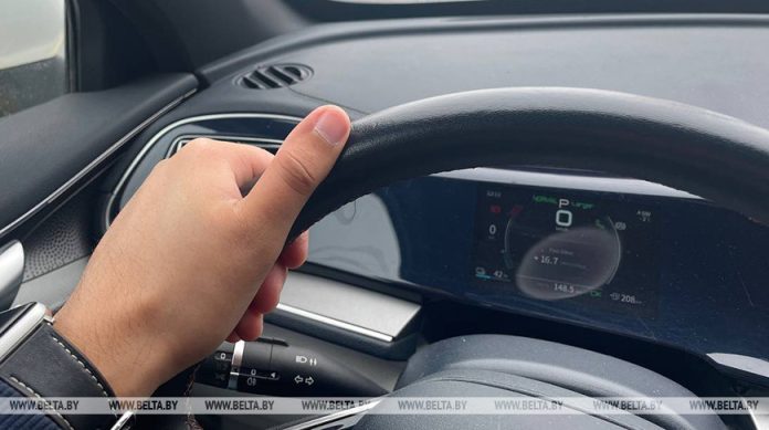 Рынок продаж легковых автомобилей в Беларуси в 2025 году превысил отметку в 150 тыс.