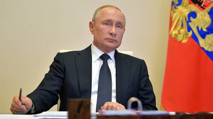 Путин подписал закон о возможности перечисления алиментов в белорусские банки Путин подписал закон о возможности перечисления алиментов в белорусские банки