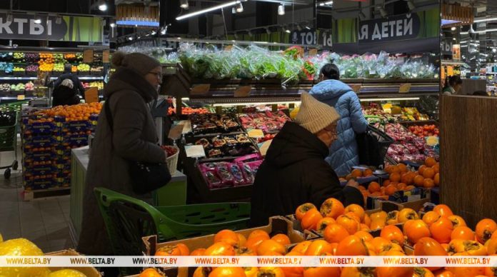 Торговые сети продлили скидку 10% на ряд товаров для уязвимых категорий населения Торговые сети продлили скидку 10% на ряд товаров для уязвимых категорий населения