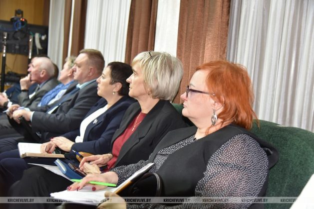 Как кормят детей в школах и детских садах Кричевщины, оценил исполком