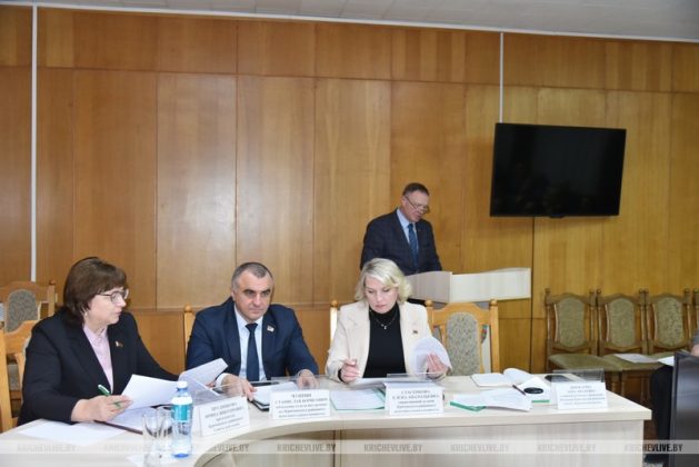 Как кормят детей в школах и детских садах Кричевщины, оценил исполком