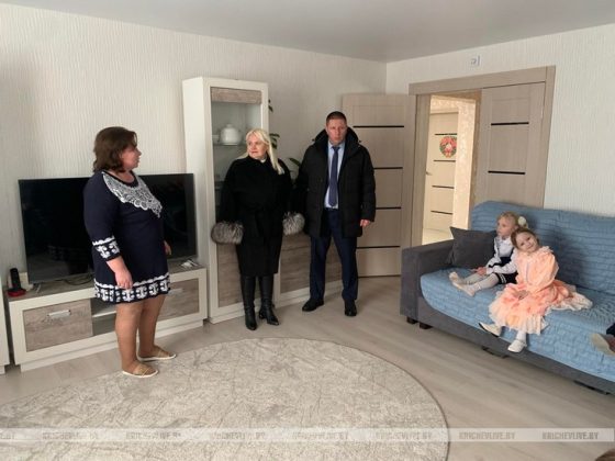 Доброта и забота: подарки для ребят из дома семейного типа в Молятичах
