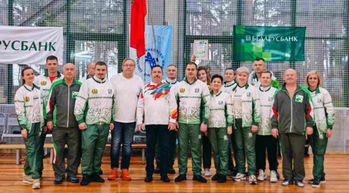 Кричевские банкиры блестяще выступили на спортивных соревнованиях Кричевские банкиры блестяще выступили на турнире