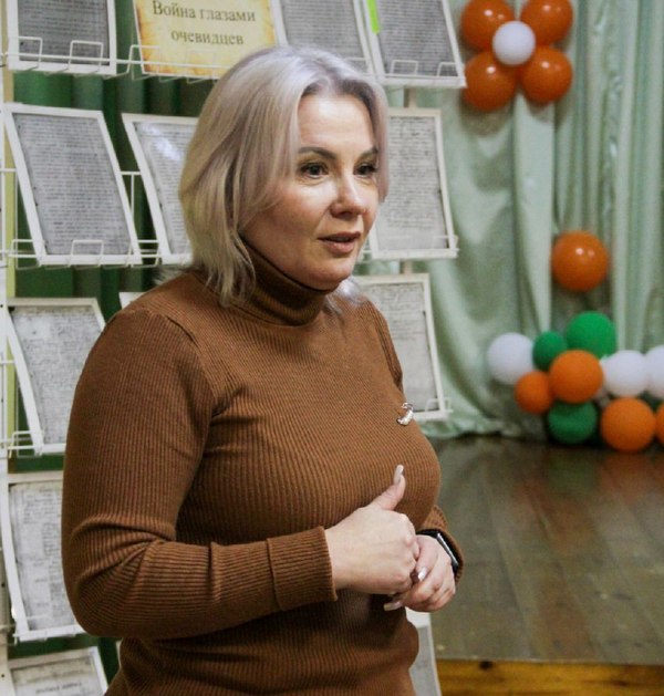 В районном центре дополнительного образования детей и молодежи «Кречут» состоялось важное и содержательное мероприятие, организованное в сотрудничестве с ведущим архивистом государственного зонального архива Викторией Кондратенко. В районном центре дополнительного образования детей и молодежи «Кречут» состоялось важное и содержательное мероприятие, организованное в сотрудничестве с ведущим архивистом государственного зонального архива Викторией Кондратенко.