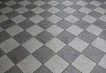 Как быстро отмыть плитку: топ-5 способов