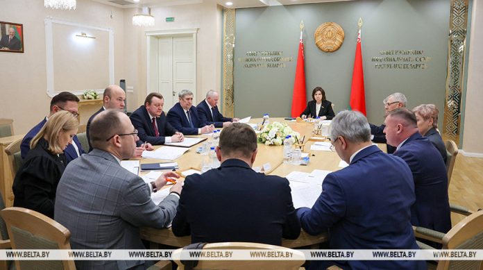 Изменения в закон о гражданстве рассмотрели на экспертном совете при Совете Республики