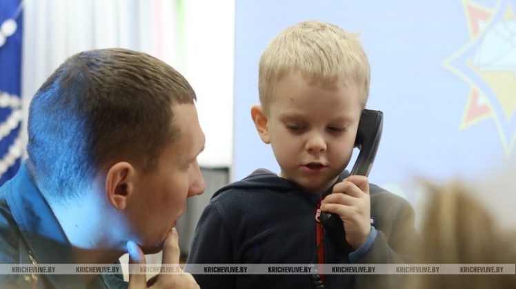 Кричевские спасатели проводят уроки безопасности в детских садах