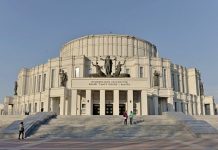 Бал на старый Новый год пройдет в Большом. Главная тема вечера — время