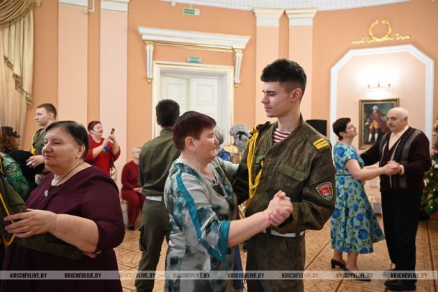 В Кричеве прошел бал для представителей серебряного возраста