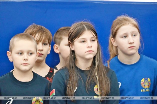 220 борцов сражаются сегодня за победу в Кричеве