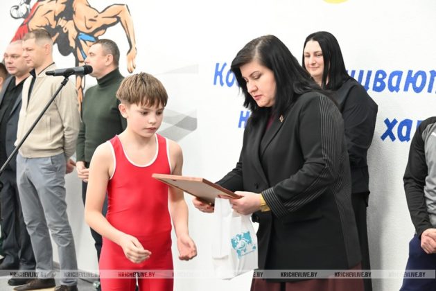 220 борцов сражаются сегодня за победу в Кричеве