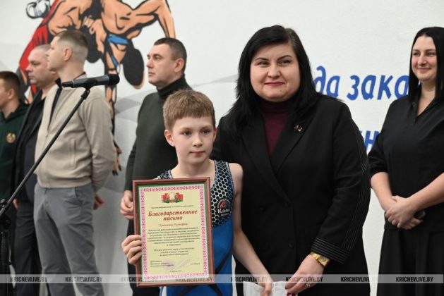 220 борцов сражаются сегодня за победу в Кричеве