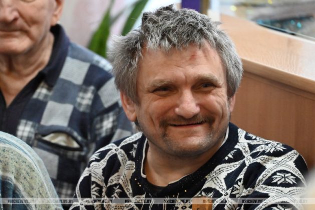 С благодарностью и уважением: руководство района поздравило пациентов БСУ с Рождеством