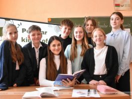 Молодой учитель английского языка о выборе школы, детях и любви к профессии