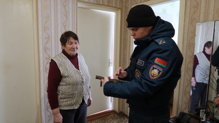Зима без бед: как спасатели Кричева заботятся о безопасности граждан