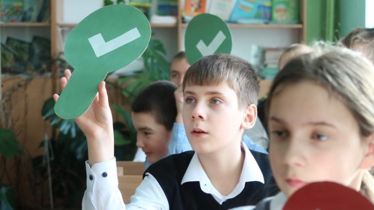 Спасатели обучают кричевских школьников основам безопасности жизнедеятельности