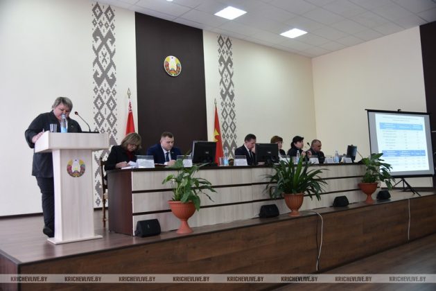 Кричевский райисполком утвердил меры по подготовке организаций к весенне-полевым работам