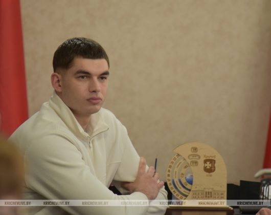 Руководство района встретилось с молодыми специалистами