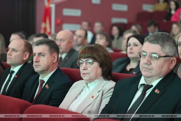 Лучших тружеников сегодня чествовали в Кричеве