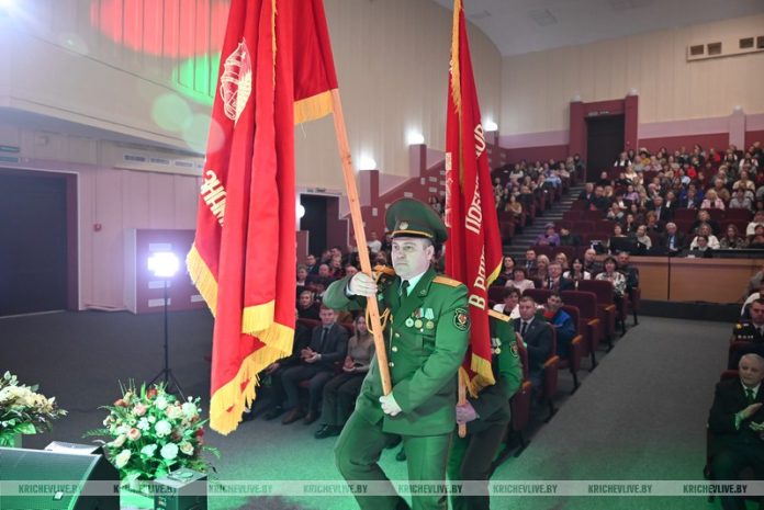 Переходящее знамя вручили лучшим предприятиям Кричевщины