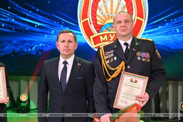 Профессия по зову сердца: в Кричеве поздравили стражей порядка