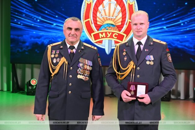 Профессия по зову сердца: в Кричеве поздравили стражей порядка