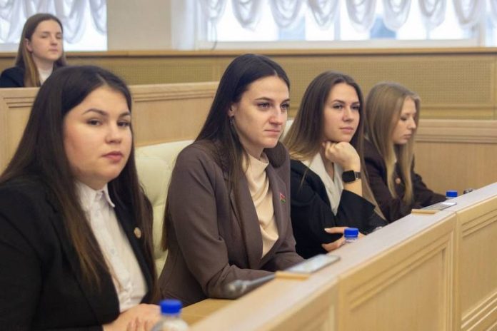 Анастасия Власова: мы, молодые активисты, готовы работать над инициативами, которые помогут улучшить жизнь в Кричеве