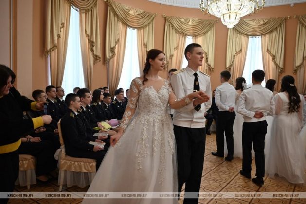 В Кричеве прошел курсантский бал