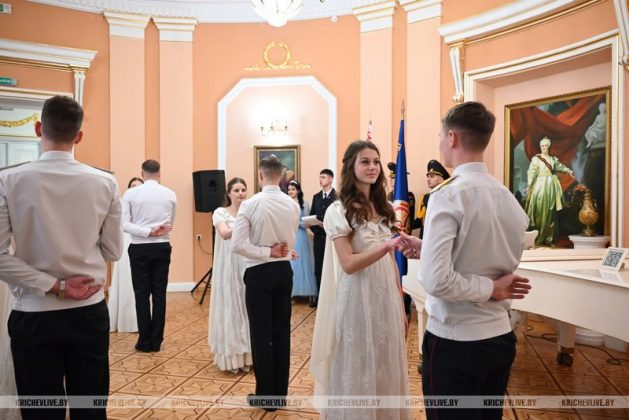 В Кричеве прошел курсантский бал