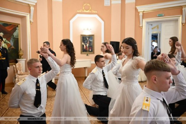 В Кричеве прошел курсантский бал