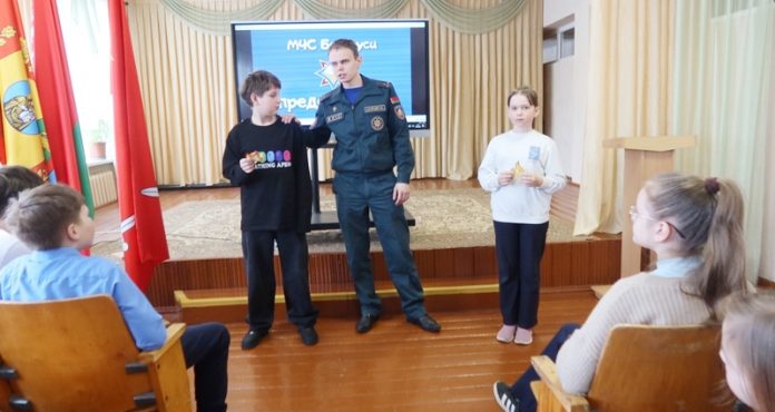 Безопасность — в каждой детали: уроки для школьников от Кричевского РОЧС Безопасность — в каждой детали: уроки для школьников от Кричевского РОЧС