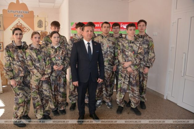 Символ единства и ответственности: в Кричеве торжественно отметили День Конституции