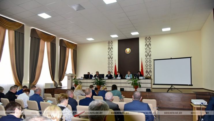 В Кричеве прошла сессия районного Совета депутатов