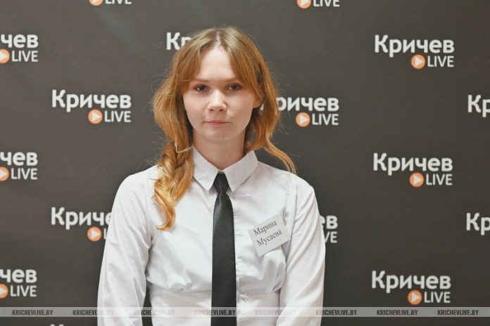 Марина Мусаева: Конституция дает нам право быть собой и одновременно часть народа Марина Мусаева: Конституция дает нам право быть собой и одновременно часть народа