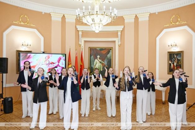 Торжественный прием в честь Дня женщин прошел в Кричеве