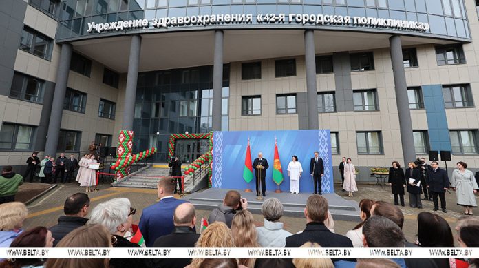 Лукашенко открыл в Минске поликлинику будущего Лукашенко открыл в Минске поликлинику будущего