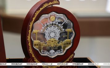 Нацбанк выпустил самую большую памятную монету весом в 1,5 кг. Есть ли на нее спрос? Нацбанк выпустил самую большую памятную монету весом в 1,5 кг. Есть ли на нее спрос?