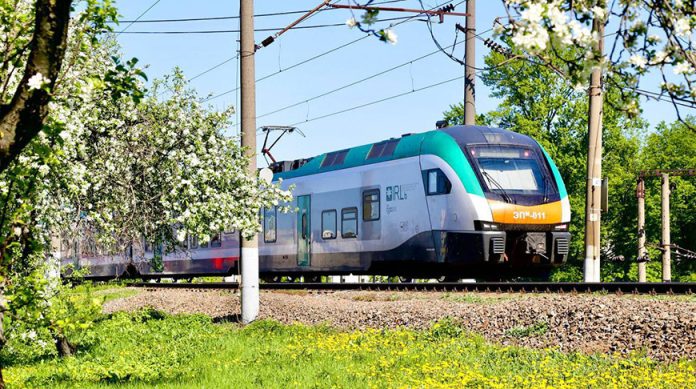 БЖД принимает дополнительные меры по перевозке пассажиров в период майских праздников