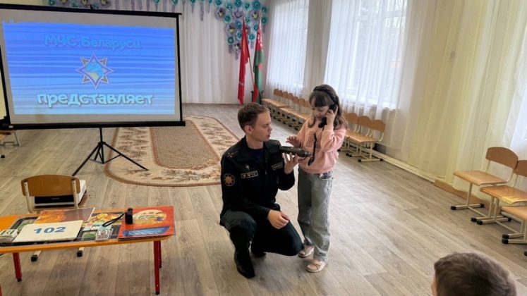 Детям о пожарной безопасности в игровой форме: спасатели Кричева объяснили главные правила