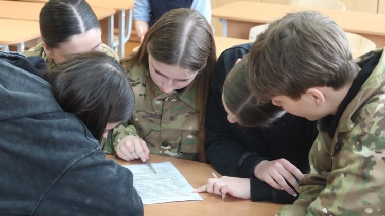 Школы Кричева соревновались в навыках спасения и первой помощи