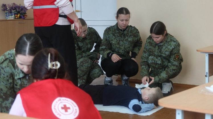 Школы Кричева соревновались в навыках спасения и первой помощи