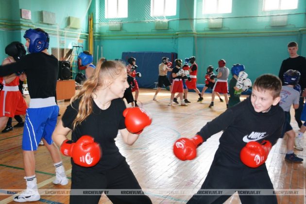 104 юных  боксера из  шести городов встретились на спарринге в Кричеве